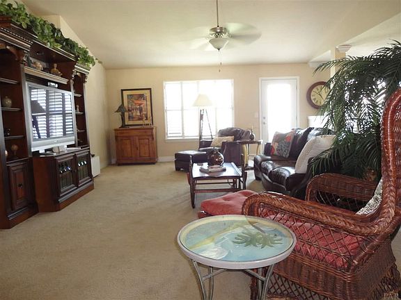 3rd image of 4665 Belvedere Cir