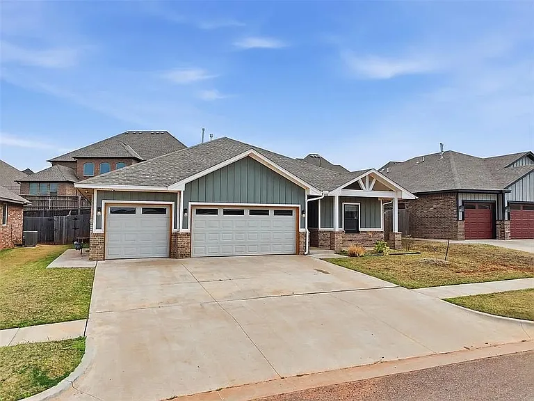 17820 Morning Sky Ct — Photo 40