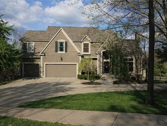 5419 Summit Ct, Shawnee, KS 66216