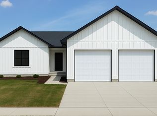 1130 & 1132 S Jackson St, Cuba City, WI 53807