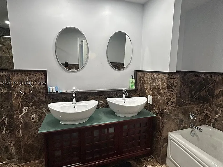 4001 S Ocean Dr #11 — Photo 32