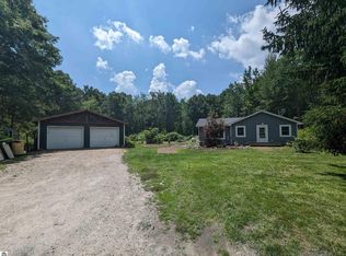 70 Noggle Rd, Au Gres, MI 48749
