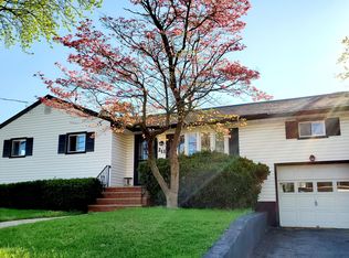 211 Division St, Keyport, NJ 07735