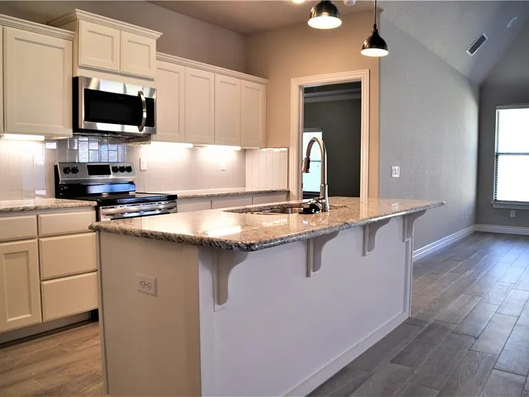 1800 Riverstone Rd — Photo 9