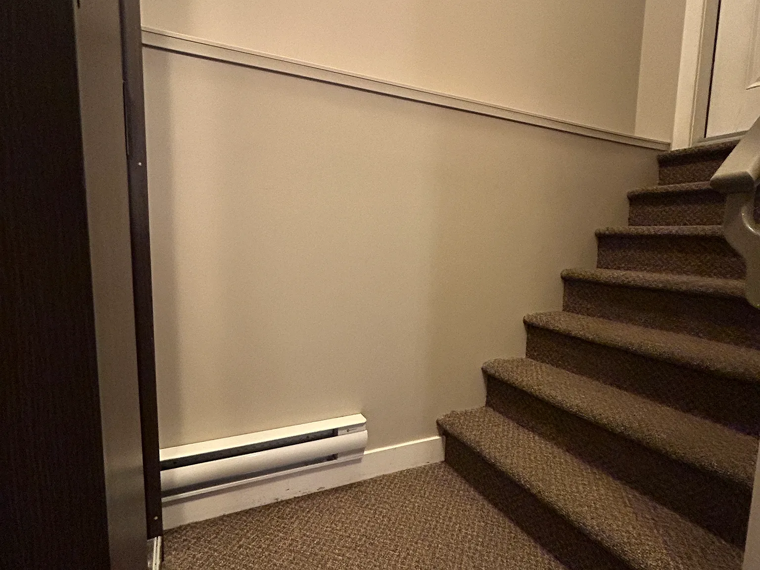 B - 762 Hargreaves Cres, Saskatoon Suite | 2 Bedrooms | 1 Bathroom — Photo 4