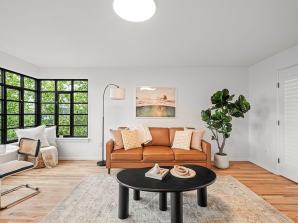 703 Bellevue Ave E APT E22