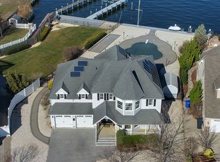 62 Green Island Rd, Toms River, NJ 08753