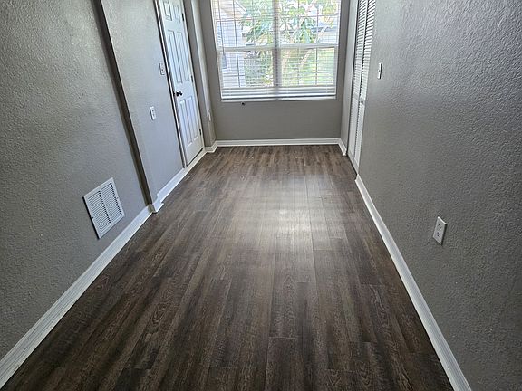 5th image of 3538 14th Ave S #1