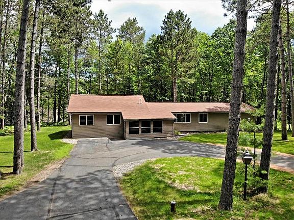 2nd image of 7756 Hiawatha Cir