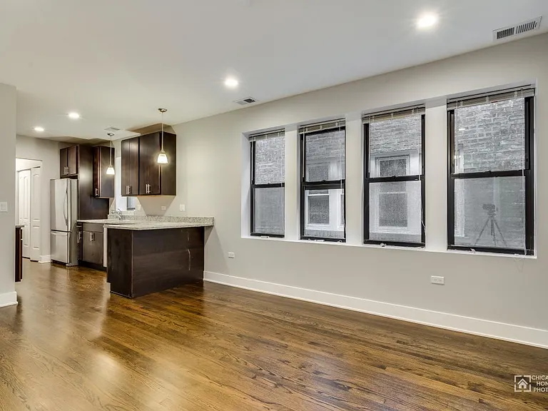 2025 W Jarvis Ave #3 — Photo 9