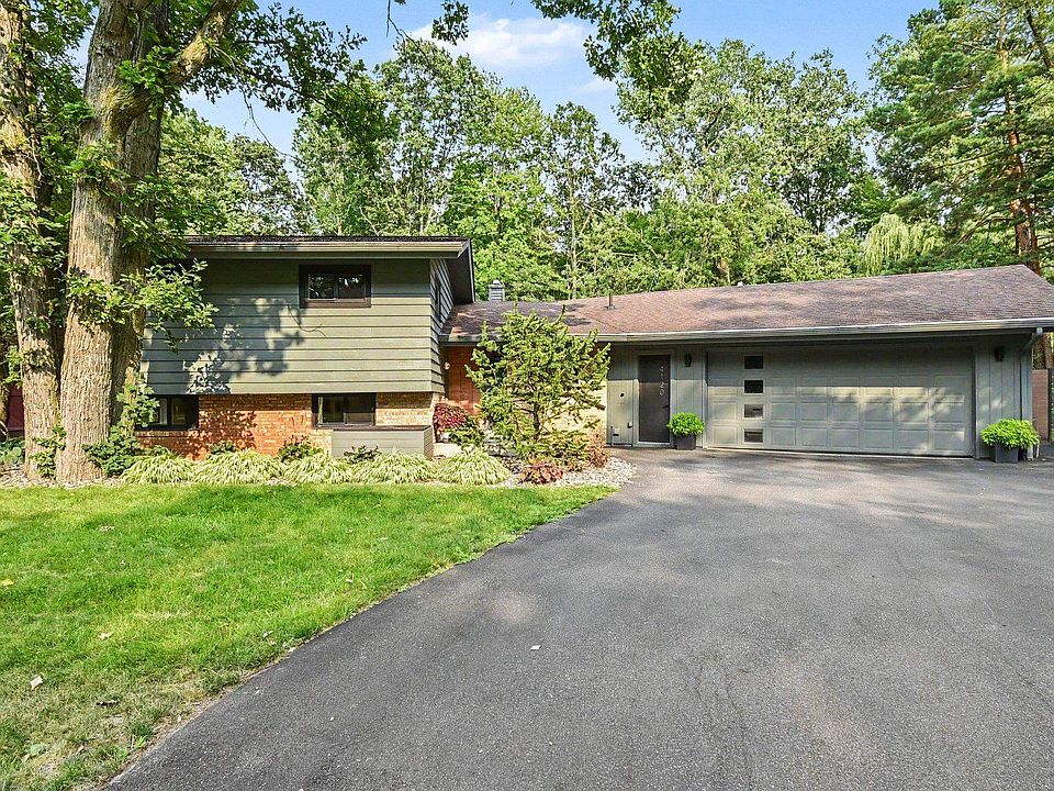 1st image of 4120 Cruz Dr