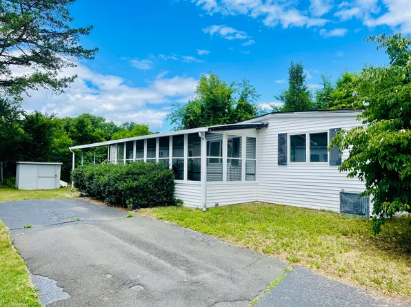 93 Shawnee Road, East Hartford, CT 06118