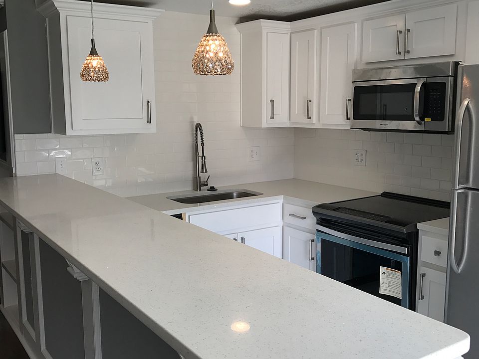 1st image of 1108 W 45th St #A