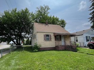 8526 Jackson Ave, Warren, MI 48089