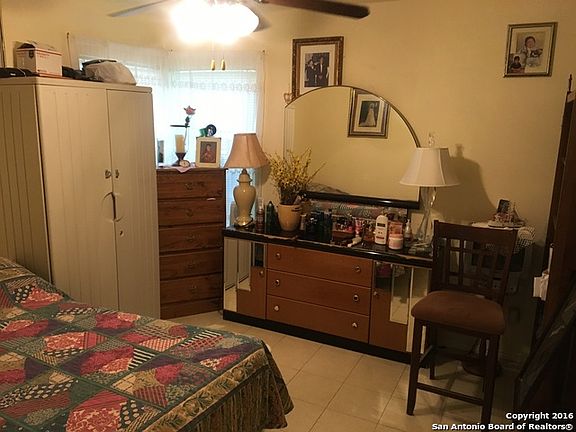 5th image of 311 S CLUTTER AVE