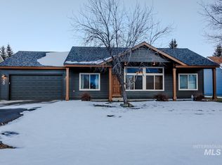 58 Charters Dr, Donnelly, ID 83615
