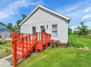 1810 Leland Rd, Smiths Creek, MI 48074