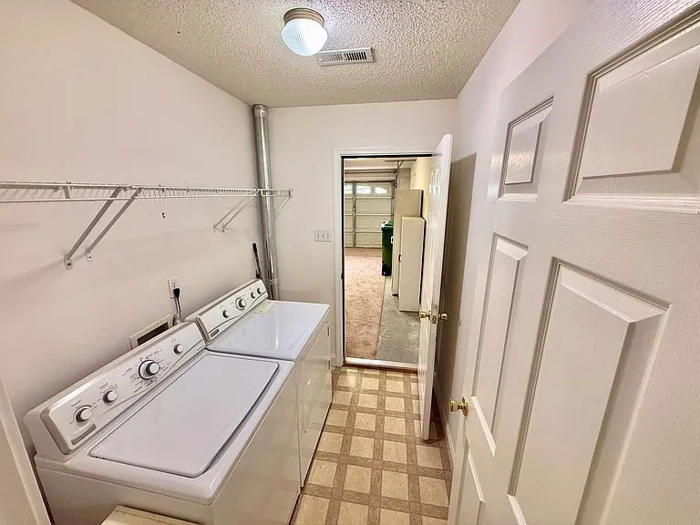 1909 Rommel Dr — Photo 32