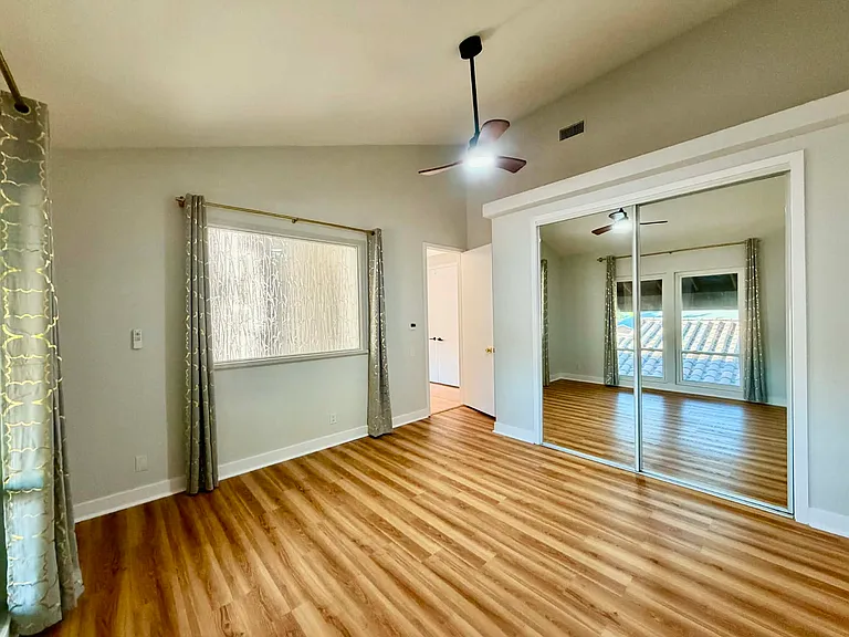 W Terrylynn Pl — Photo 15