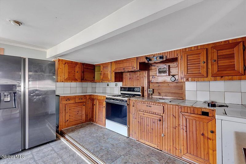 5th image of 89 Morris Road