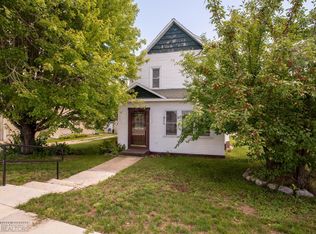 511 S Lake St, Frazee, MN 56544