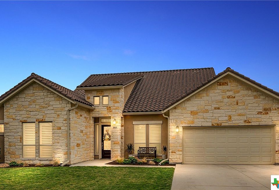 1st image of 865 Lorikeet Ln