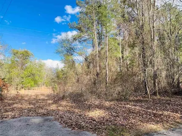 37 Berry St, Latta, SC 29565