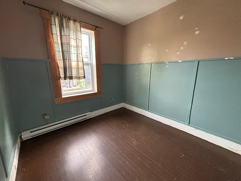 359 Charlotte St #A — Photo 5