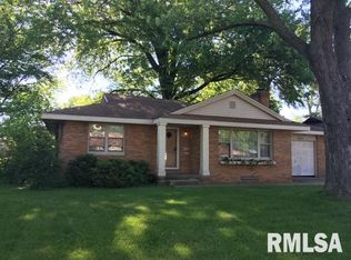 3226 N Parish Ave, Peoria, IL 61604