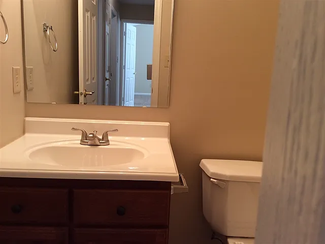 6685 Wimbledon Dr — Photo 12