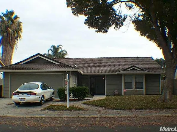 224 Goldrun Dr, Modesto, CA 95354