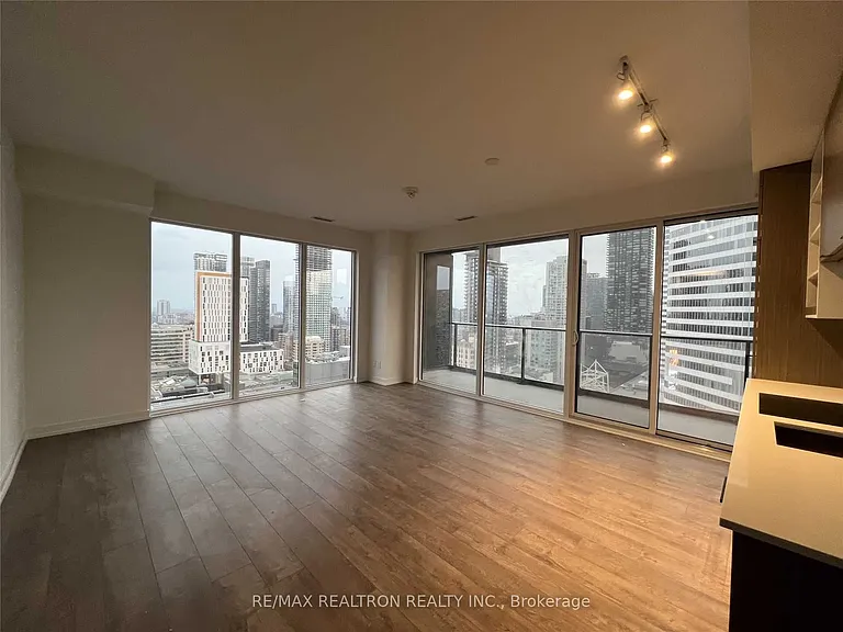 20 Edward St #2203 — Photo 8