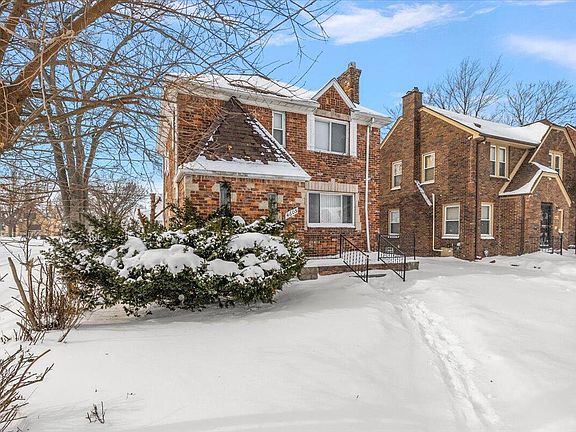 3rd image of 4605 Devonshire Rd