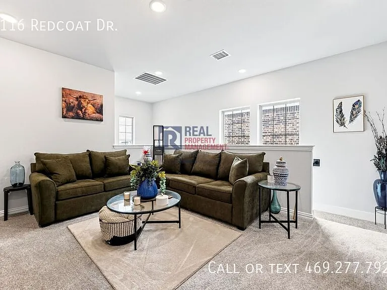1116 Redcoat Dr — Photo 23