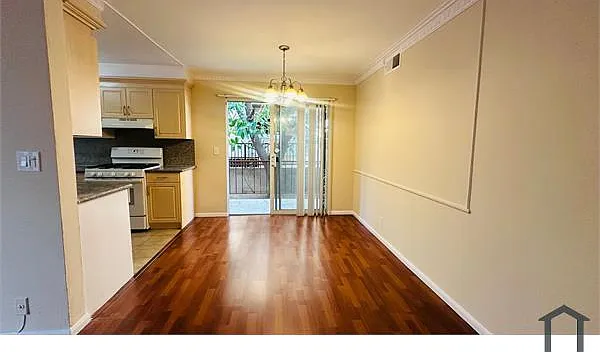 2 bed, $2,795 — Photo 3