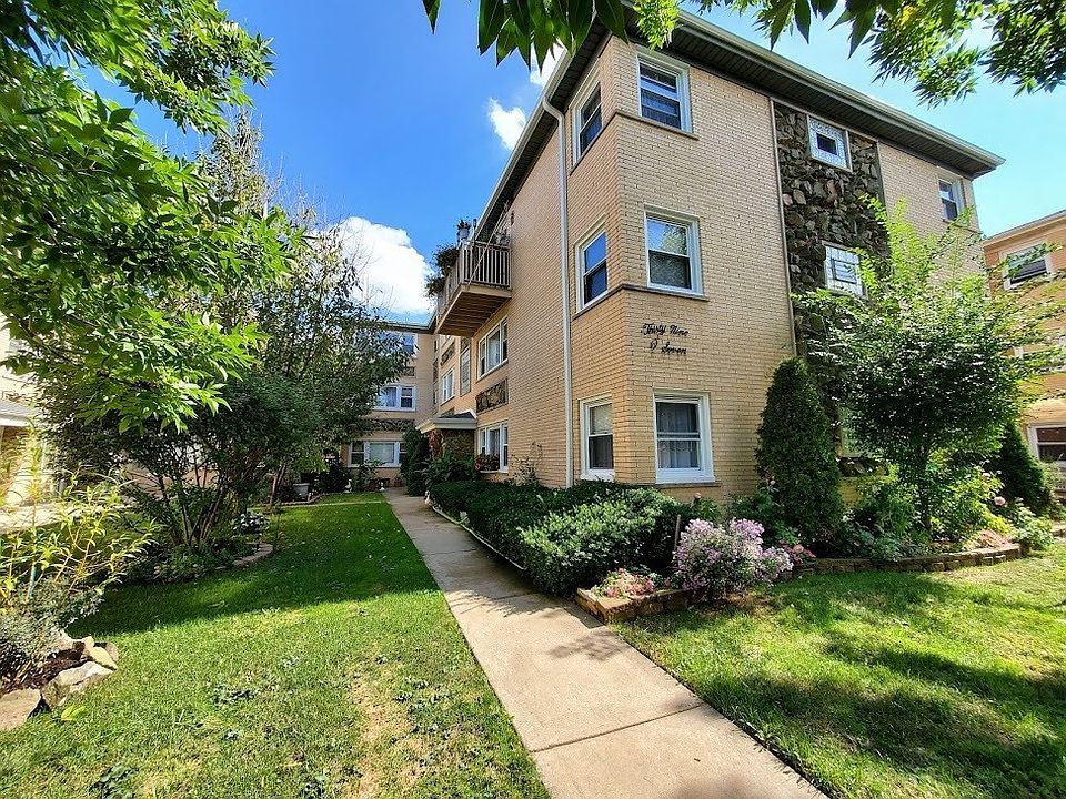 1st image of 3907 N Central Ave APT 1W
