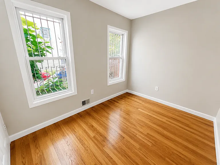 461 14th Ave #1 — Photo 9