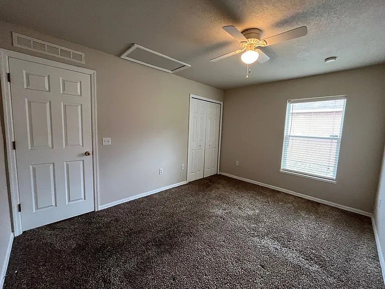 459 Rio Grande Ln — Photo 21