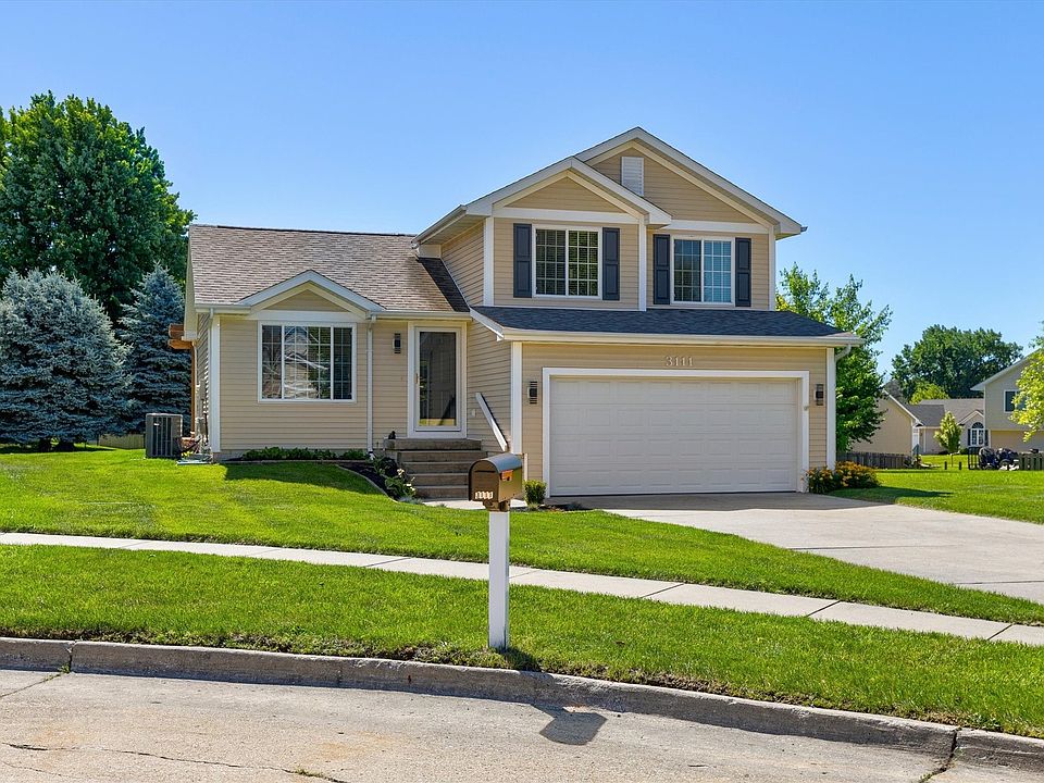 1st image of 3111 SW Fox Run Dr