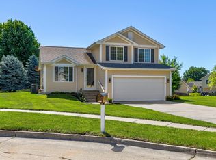 3111 SW Fox Run Dr, Ankeny, IA 50023