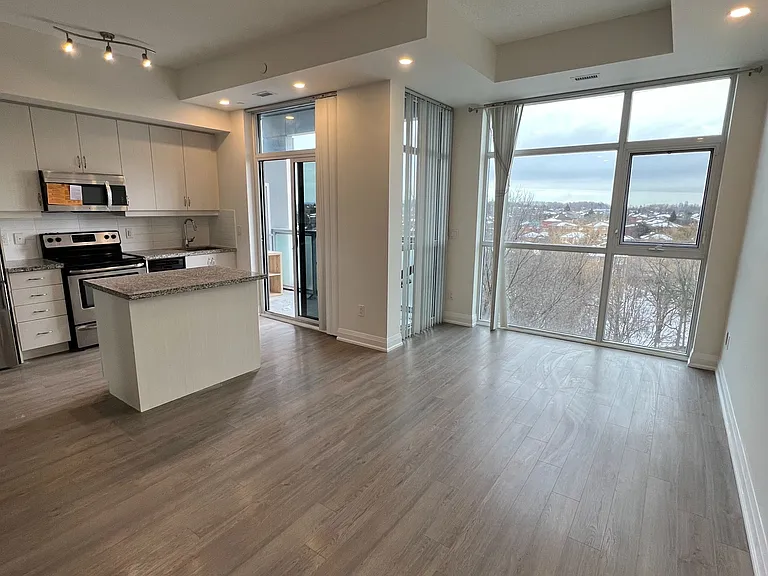 8763 Bayview Ave #630 — Photo 5