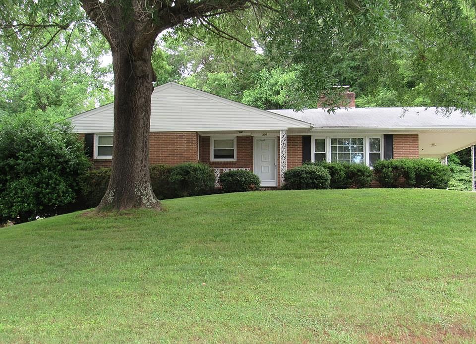 1st image of 300 Murphy Cir