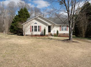 121 Hugh Dr, Smithfield, NC 27577