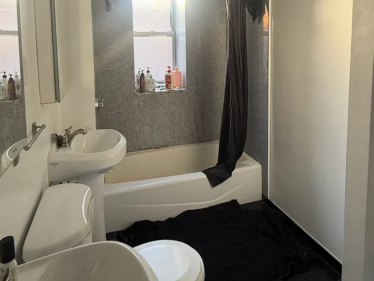 137 Peterborough St #30 — Photo 8