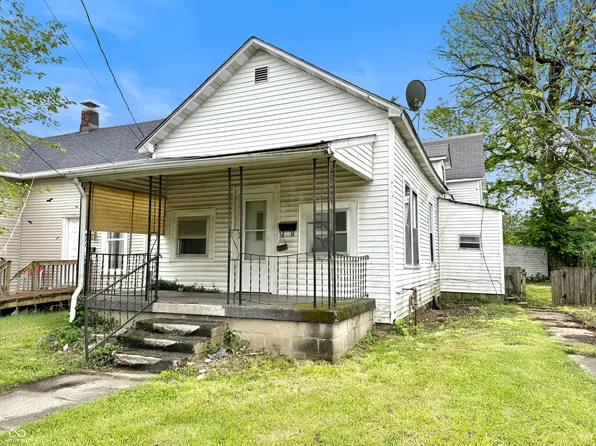 1327 S Harrison St, Shelbyville, IN 46176