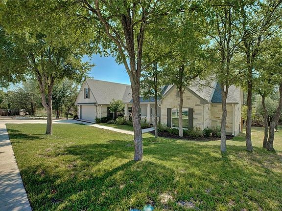 2nd image of 516 Woodland Park Dr