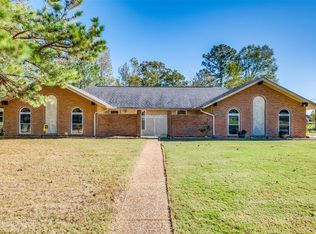 1222 Yorkshire Dr, Prattville, AL 36067