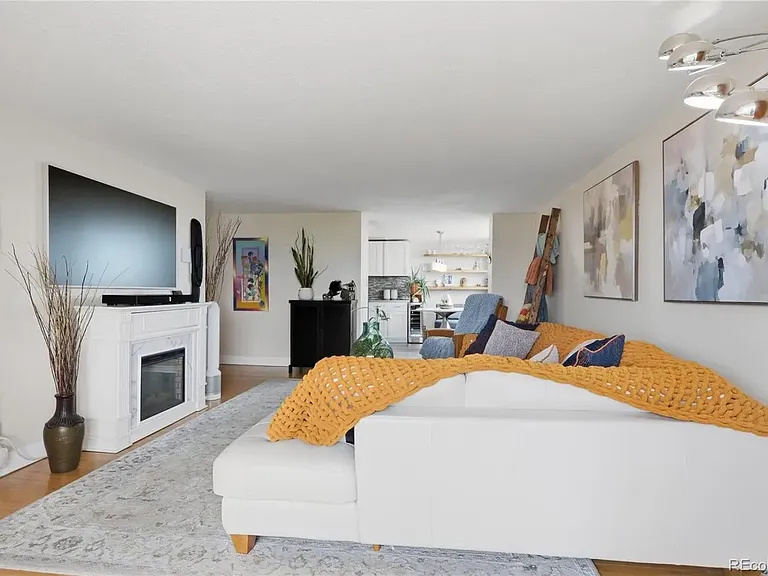 Large living room area
