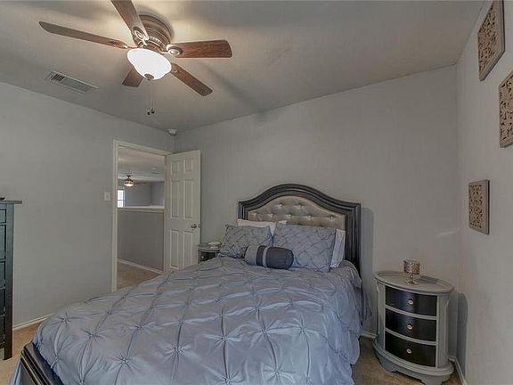 4th image of 1120 Blewett Dr