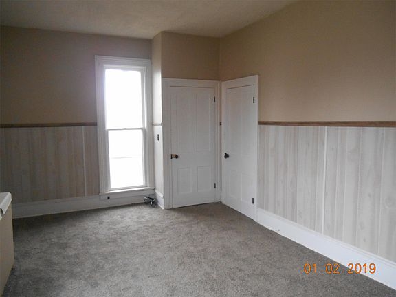5th image of 445 E Jackson St #A